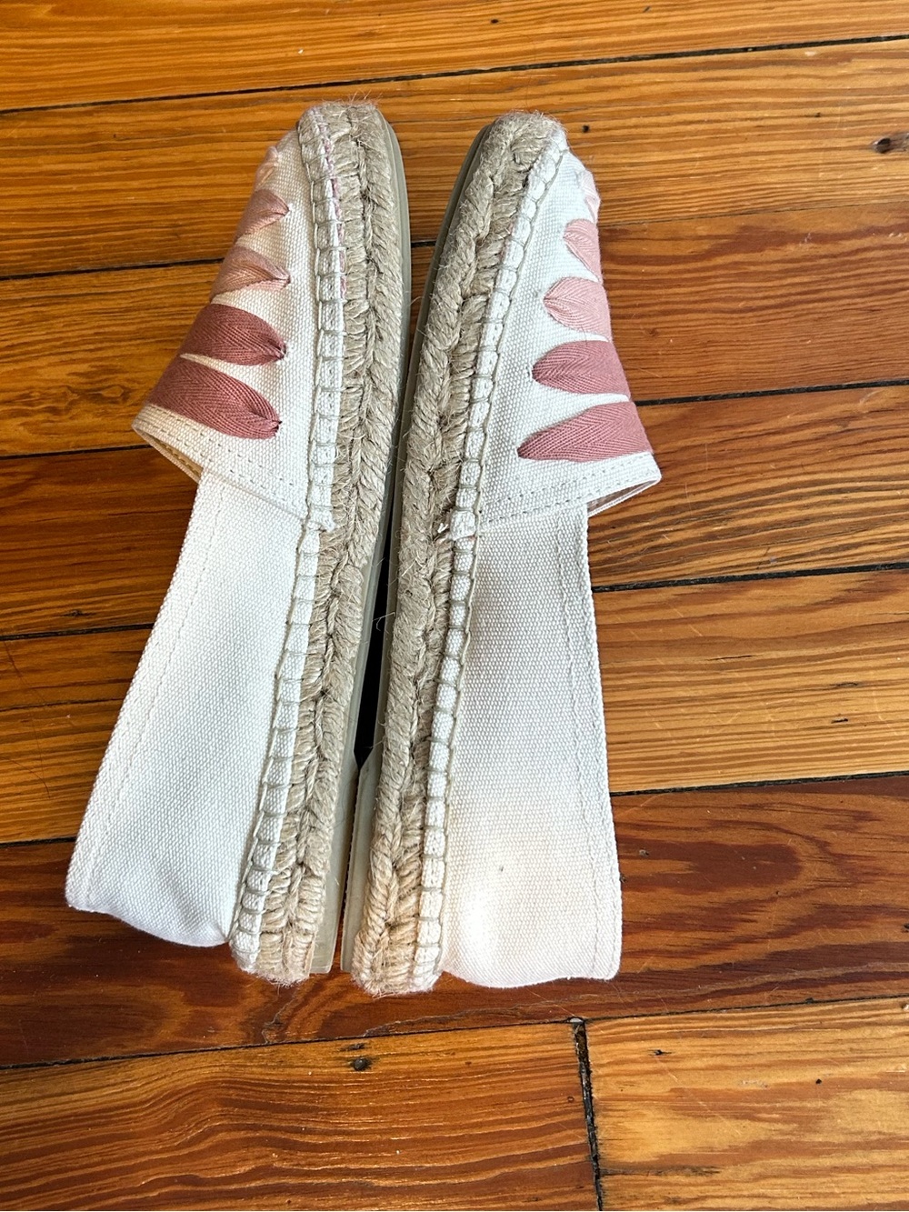 Toni Pons Pink and Cream Slip-On Espadrilles, Size 38 US 6.5 Worn 2x - Picture 6 of 8